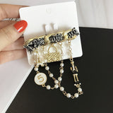 High-end brooch, trendy little fragrance pin coat, sweater, pearl, diamond, corsage, personality, hundred matching accessories daiiibabyyy