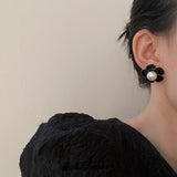 French Vintage Metal Matte Colorful Heart Stud Earrings 2022 Trend For Women Winter Simple Fashion Boucle d'oreille Ear Jewelry daiiibabyyy