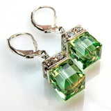 Trendy Silver Color Inlaid with Green Crystal Drop Earring Women Shining Zircon Hook Dangle Earrings Wedding Jewelry
