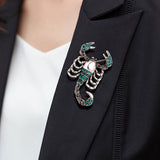 Exquisite Creative Design Scorpion Brooch Vintage Animal Alloy Pin Brooches Men Women Children's Holiday Gift