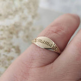 Exquisite Women's Gold Color Mama Letter Flower Ring Simple Personality Engagement Party Ring Fashion Jewelry Gift daiiibabyyy
