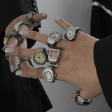 2021 Individuality Vintage Punk Elastic Stretchy Quartz Watch Rings for Women Man Hip-hop Couple Accessories daiiibabyyy