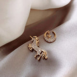 Korean New Design Fashion Jewelry Exquisite Pearl Zircon Women Earrings Delicate Moon Horse Cute Animal Stud Earrings Wholesale daiiibabyyy