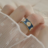 2021 Trendy Korean Style Flower Rings for Women Punk Vintage Plum Blossom Ring Small Daisy Flower Rings Party Couple R daiiibabyyy