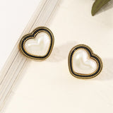 Vintage Simple Imitation Pearl Small Heart Stud Earrings For Women Fashion Temperament Charm Earring Femme brincos Party Jewelry daiiibabyyy
