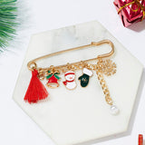 Christmas Tree Tassel Pearl Santa Claus Moon Elk Snowman Bells Gloves Snowflake Pendant 2022 Xmas Brooch Pins New Year Gifts daiiibabyyy