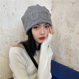 Winter New Face Female Net Red Ear Protection Baotou Cap Retro Knitted Hat for Women Big Head Circumference Sexy and Elegant daiiibabyyy