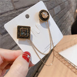 Vintage Luxury Crown Chain Brooch Women's Party Fragrant Wind Tassel Pearl Pin Buckle Badge Brooches Gift daiiibabyyy