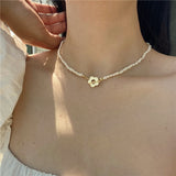 HUANZHI 2022 New Baroque Freshwater Natural Pearl Moonstone Pendant Necklace Geometric Irregular for Women Girls Party Jewelry daiiibabyyy
