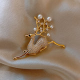 Christmas Deer Brooch Rhinestone Enamel Reindeer Sika Deer Brooch Women's Cute Beautiful Corsage Lapel Pin Party Causal Jewelry daiiibabyyy
