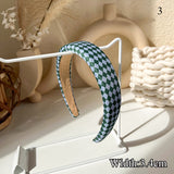 Green~The new olive greenplaid headband is simpleand versatile showing white hair accessories large leather large intestine ring daiiibabyyy