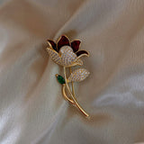 Christmas Deer Brooch Rhinestone Enamel Reindeer Sika Deer Brooch Women's Cute Beautiful Corsage Lapel Pin Party Causal Jewelry daiiibabyyy