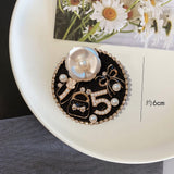 Vintage pearl pendant 5 pearls brooch luxury jacket flowers Lapel Pins Brooches Bow Fabric Jewelry for Women daiiibabyyy