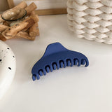 Vintage Klein Blue Hair Clips For Women Simple Geometric Matte Elegant Barrette Crab Hair Claws Hairpins Headwear Hair Accessori daiiibabyyy