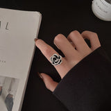 Vintage Korean Crystal Black Rose Flower Index Finger Rings Fashion Statement Jewelry Accessory For Women Trendy Open Rings Gift daiiibabyyy
