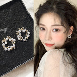 Elegant temperament pearl wreath Korean earrings female summer banquet jewelry accessories daiiibabyyy