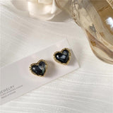 2022 new geometric contracted metal heart shape earrings for women, Korean temperament fashion jewelry wholesale party gifts daiiibabyyy