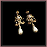 Palace vintage earrings frosted antique gold earrings lady tea party ladies earrings daiiibabyyy