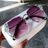 Sunglasses women  new fashon Vinage Sqaure luxury glasses Rimless rhinesotne sunglasses Shades For Women Summer oculos daiiibabyyy