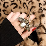 Vintage Antique Gold Insect Opening Rings Fashion Chic Imitation Pearl Metal Bee Index Finger Rings Statement Jewelry for Women