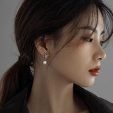 Trendy Silver Color Women Hip Hop Punk Earrings Metal Retro Smiley Face Pattern Drop Dangle Earrings for Women Party Jewelry daiiibabyyy