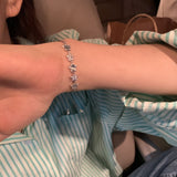 Daiiibabyyy 2023 New Korean Opal Star Bracelet Women's Light and Luxury Design Exquisite and High Quality Boudoir Couple's Pull Out Handwear