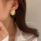 S925 Retro Metal Acrylic Imitation Pearl Cute Small Stud Earrings For Women Vintage Fashion Party Jewelry Temperament Earrings daiiibabyyy