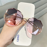 2022 Luxury Round Gradient Sunglasses Women Metal Curved Temples Ladies UV400 Eyewear Ocean Rimless Sun Glasses Oculos De Sol daiiibabyyy