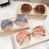 2022 Luxury Round Gradient Sunglasses Women Metal Curved Temples Ladies UV400 Eyewear Ocean Rimless Sun Glasses Oculos De Sol daiiibabyyy