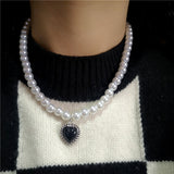 Daiiibabyyy Kpop Vintage Baroque Pearl Choker Heart Angel Pendant Clavicle Chain Necklace For Women Egirl Goth Cool EMO Punk Grunge Jewelry