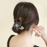 Daiiibabyyy Simple Pearl Crystal Hairpin Hair Claw Temperament Duckbill Clip Headwear for Women Hair Accessories Fashion Large Hair Clip