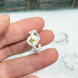 Daiiibabyyy 2023 New Trendy Cross Flower Open Rings For Women High Grade Luxury Unique Shinning Zirconia Stone Paved Jewelry Ring