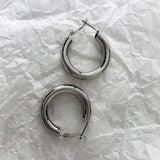 AENSOA Fashion Gold Color Oversize Hoop Earrings For Women Wide Big Metal Round Circle Statement Earrings Vintage Jewelry Gift daiiibabyyy