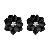 Sexy Woman Black Flower Earrings Party Club Accessories Ear Stud Earrings Fashion Jewelry Korean Pearl Earrings Moda Mujer 2021 daiiibabyyy