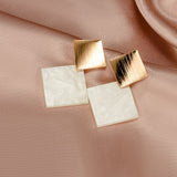 New Korean Statement Earrings for women White Cute Arcylic Geometric Dangle Drop Gold Earings Brincos  Trend Fashion Jewelry daiiibabyyy