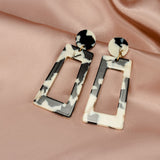 New Korean Statement Earrings for women White Cute Arcylic Geometric Dangle Drop Gold Earings Brincos  Trend Fashion Jewelry daiiibabyyy