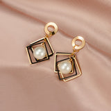New Korean Statement Earrings for women White Cute Arcylic Geometric Dangle Drop Gold Earings Brincos  Trend Fashion Jewelry daiiibabyyy