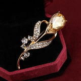 ZOSHI Fashion Jewelry High Quality Vintage Gold Brooch Pins Austria Crystals Imitation Pearl Flower Brooch Wedding Accessories daiiibabyyy