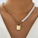 17KM Vintage Wedding Pearl Choker Necklace For Women Geometric Heart Coin Lock Pendant Necklaces Jewelry collier de perles daiiibabyyy