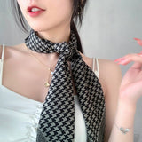 90cm * 90cm Design Scarf Lady Shawl Printed Silk Felt Headscarf Scarf Lady Headscarf Square Scarf Lady Wrap Scarf 2021 daiiibabyyy