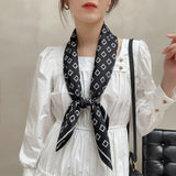 90cm * 90cm Design Scarf Lady Shawl Printed Silk Felt Headscarf Scarf Lady Headscarf Square Scarf Lady Wrap Scarf 2021 daiiibabyyy