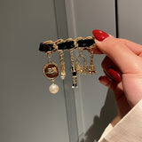 Luxury Fashion Pearl Flower CC Brooches for Women's clothing Number 5 Brooch Gift for Girl Friend Accessories For Jewelry daiiibabyyy