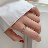 2021 Punk Ancient Hollow Heart Ring Chain Thorns Entanglement Rings Love Women Girls Wedding Hip-hop Jewelry Party Gift daiiibabyyy
